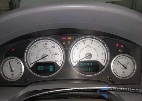 2010 Chrysler Town & Country Touring z USA, uszkodzony, nr VIN 2A4RR5DX4AR351447